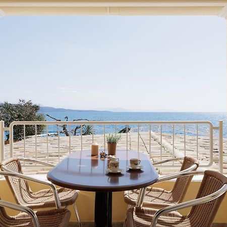 Salt & Sun Apartments By Konnect, At Kaminaki Beach Nisaki  Eksteriør bilde